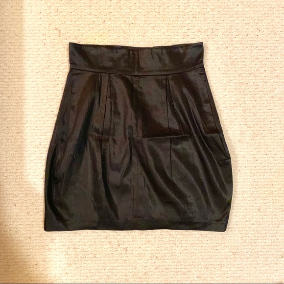 French Connection High-Waisted Pencil Skirt - Picture 3 of 4